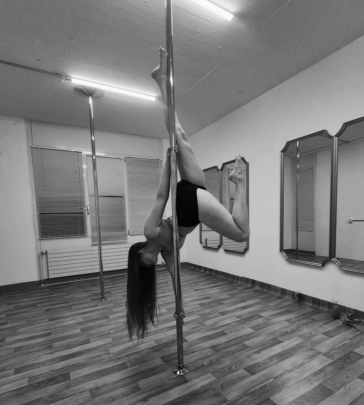 Souldance Pole Trick